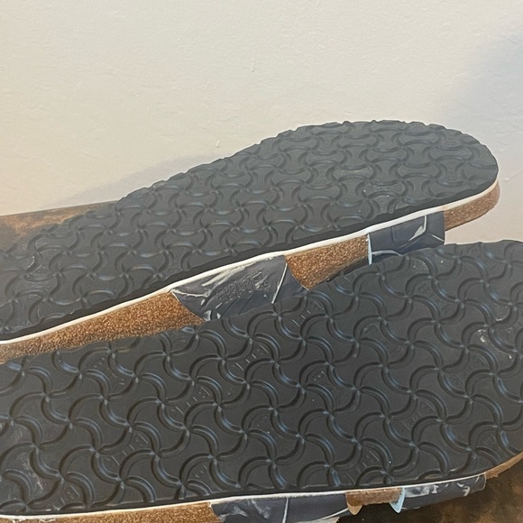 BIRKENSTOCKS | Great condition - Picture 2 of 6